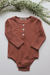 Organic Earth Romper in dusty pink