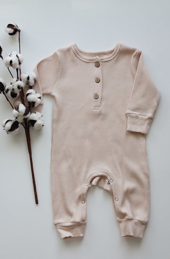 Earth Romper with hat in ivory